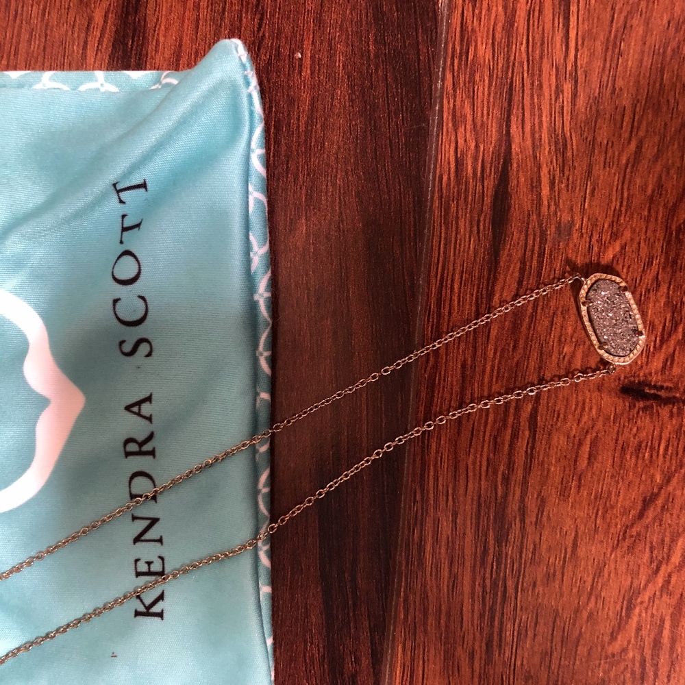 Kendra Scott Necklace